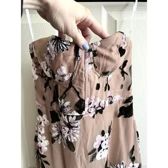 LULUS Chelisa Beige Velvet Floral Ruffled Bustier Strapless Maxi Dress Sz S NWT - Picture 5 of 14